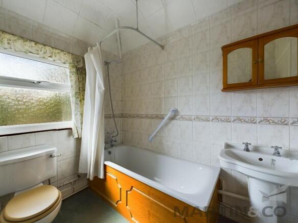 11 Bathroom