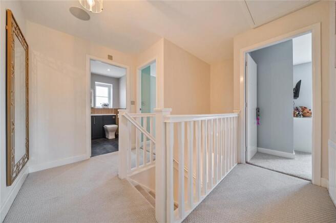 3 bed Detached for sale Image 11