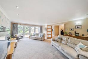 128, Greenfield Avenue, Carpenders Park WD19 5DQ