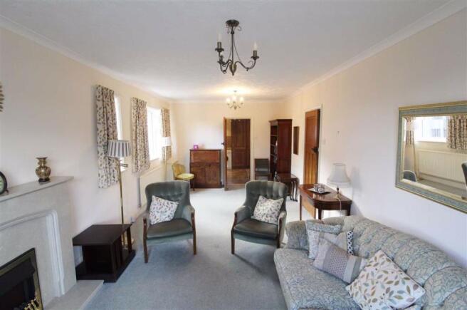 Lounge Second View