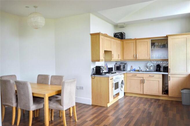 Kitchen/Dining