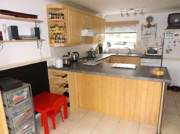 Kitchen/Diner Pic 2