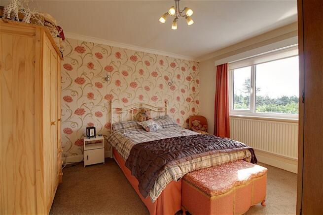 Bedroom 2 (Double)