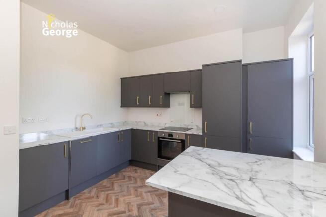 Oxford rd 15 flat 3 kitch.jpg