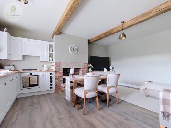 2 bed Cottage for sale Image 7