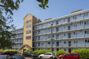 38, Smithwood Close, London SW19 6JL