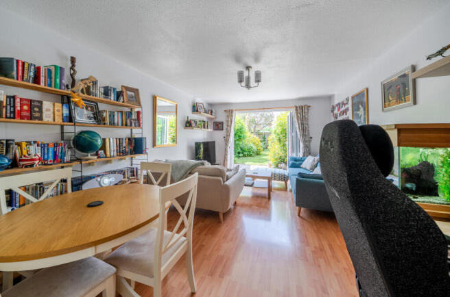 Sitting/Dining Room
