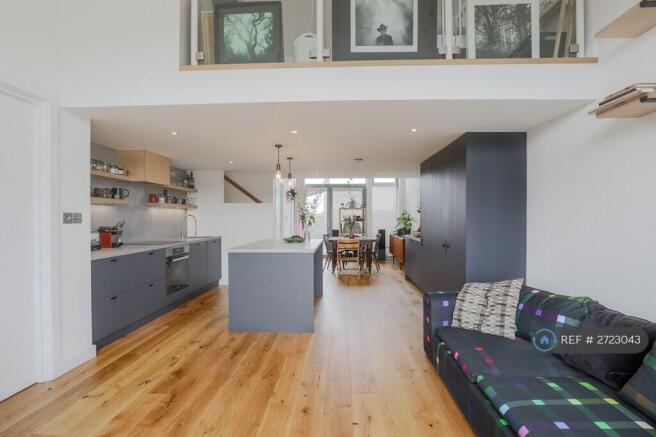 Kitchen / Living Room