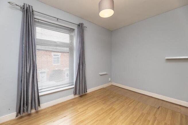 2 bed Terraced for sale Image 6