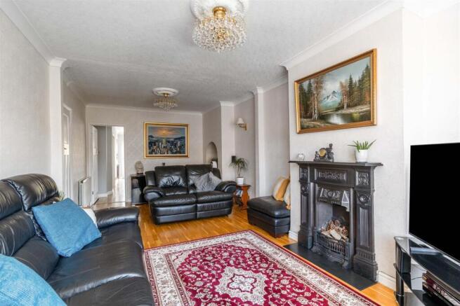 45 Moreton Road_3.jpg