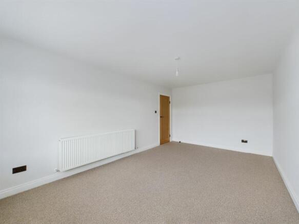 2 bed Bungalow to rent Image 6