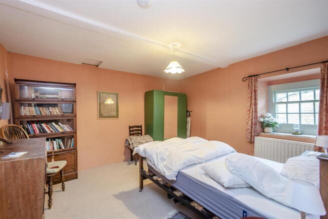 3 bed Detached for sale Image 10