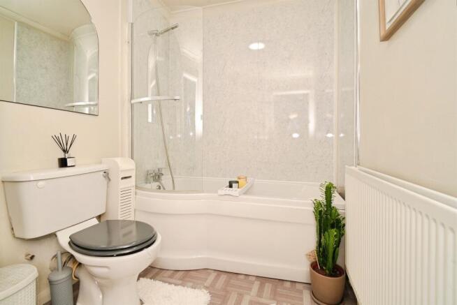 3 bed Semi-Detached for sale Image 11