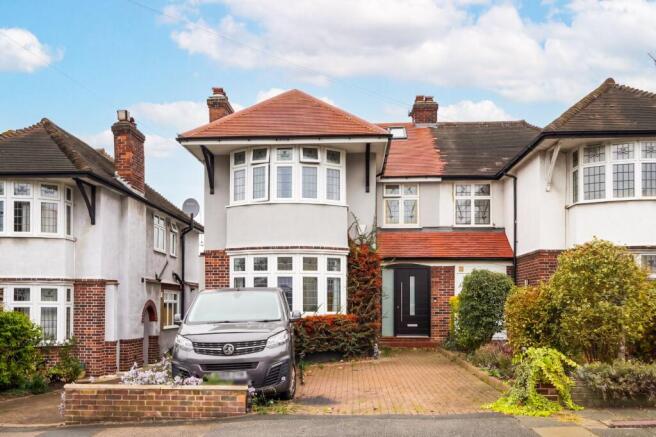 4-bed semi-detached on Exeter Road, Southgate, London, N14, £1,050,000