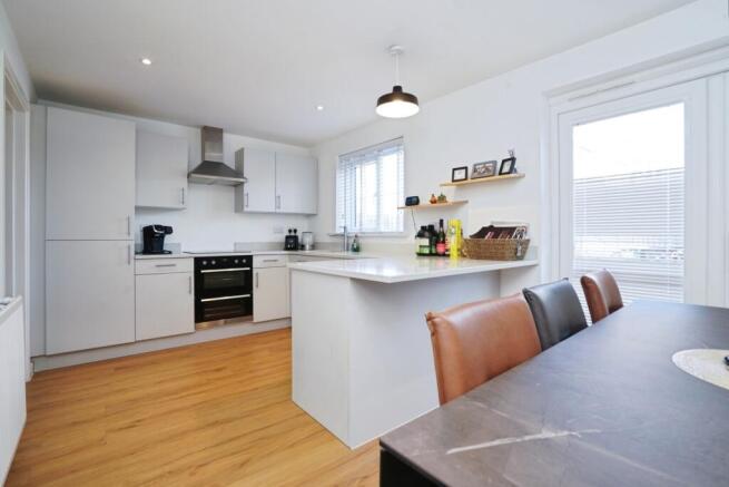3 bed Detached for sale Image 6