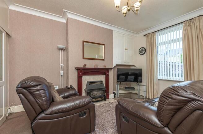 South Parade, Elland photo 4