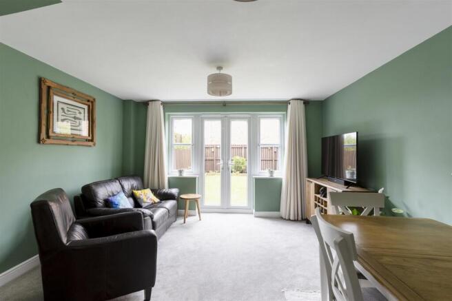 3 bed Town House for sale Image 6