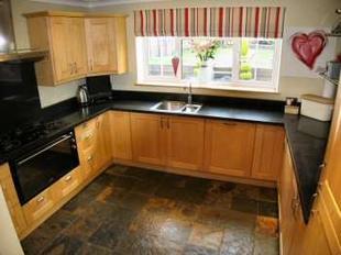KITCHEN/BREAKFAST ROOM 20'8 x 11'3