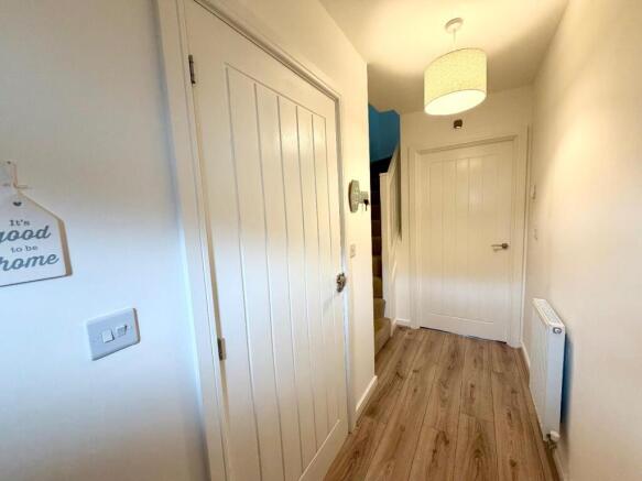 3 bed Semi-Detached for sale Image 9