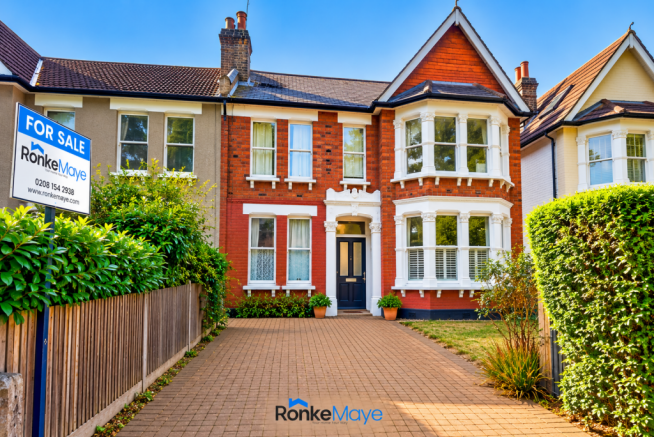 3-bed flat on Canadian Avenue, Lewisham, London, £525,000