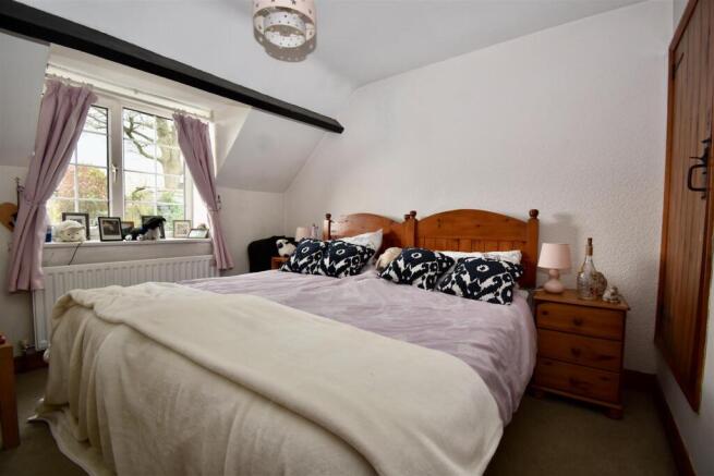 2 bed Cottage for sale Image 7