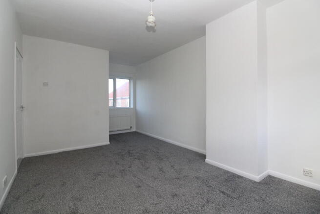 2 bed House to rent Image 8