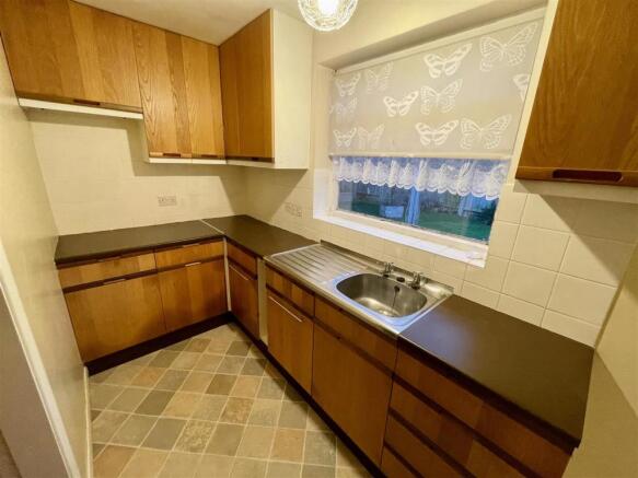 Living Area/Kitchenette