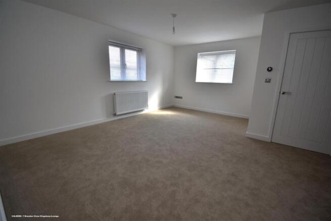 7 Breedon Close Kingsbury Lounge.JPG