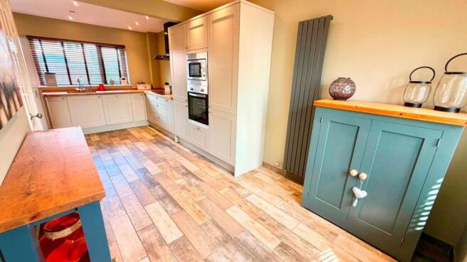 3 bed End of Terrace for sale Image 4