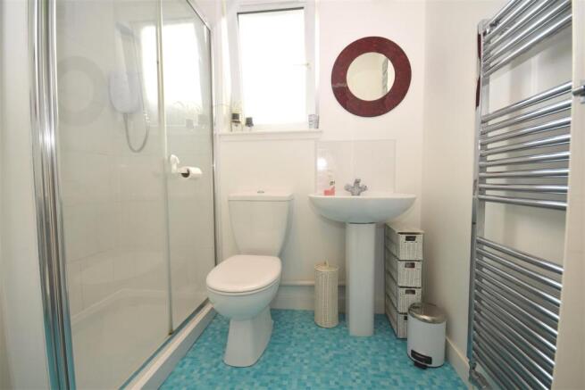 bathroom 2.JPG