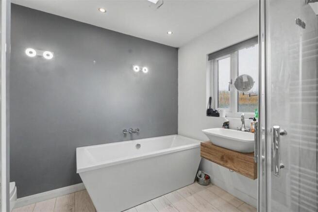 Bathroom.jpeg