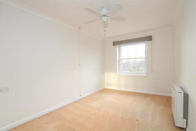 62BC - NEW Bedroom 1.jpg