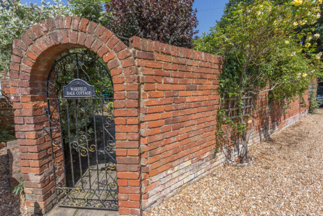 Part walled gardens