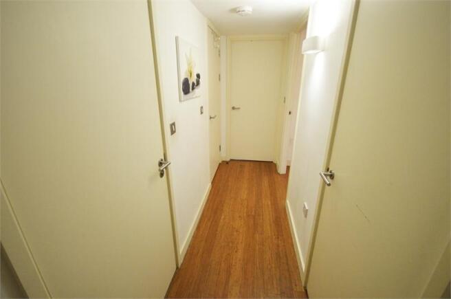 1 bed Apartment to rent Image 9