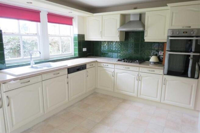 Kitchen: