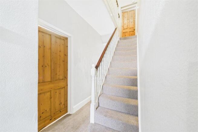 29 Queen Victoria Road Westbury Park, Bristol, BS6