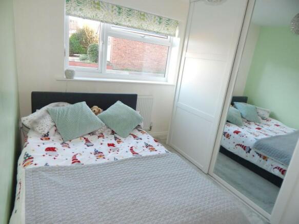 BEDROOM 2