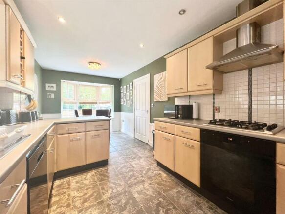 BREAKFAST  KITCHEN