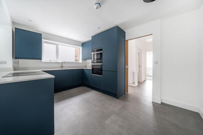 IMG_23371_23_orig...