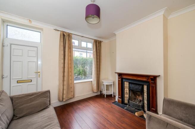 KITCHEN, DINER AND LIVING ROOM