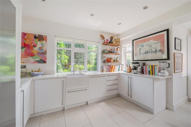 3 bed Semi-Detached for sale Image 4