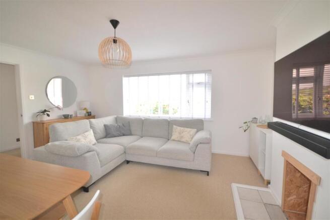 Living room aspect.JPG