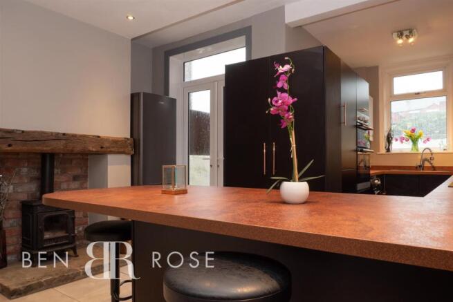 Kitchen/Breakfast Room