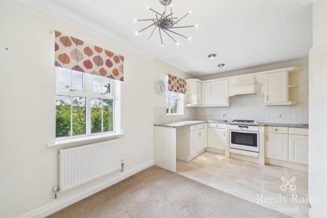 3 bed Terraced for sale Image 12