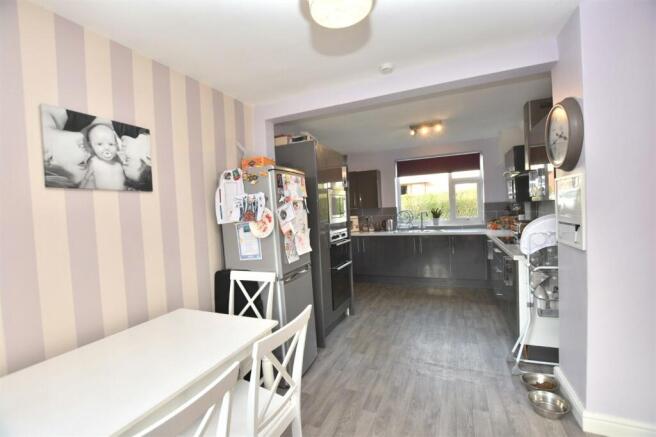 Dining Room/Kitchen