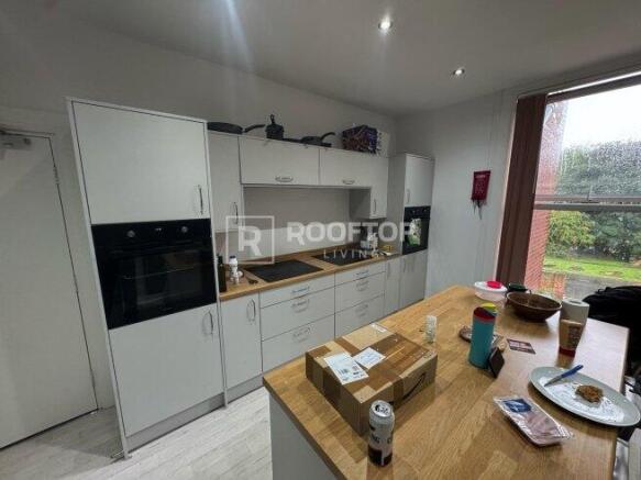 belle-vue-road-ls3-1hg-1060430