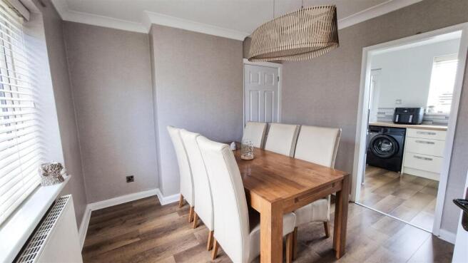 DINNING ROOM