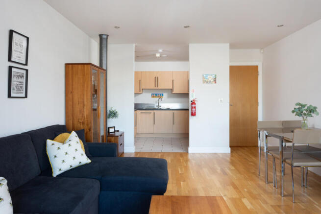 Sitting/Dining Room