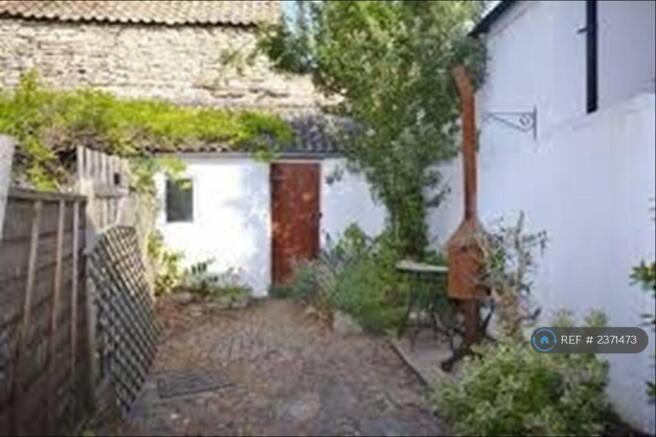 Courtyard/Outbuilding