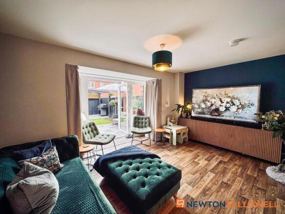 Lounge 1